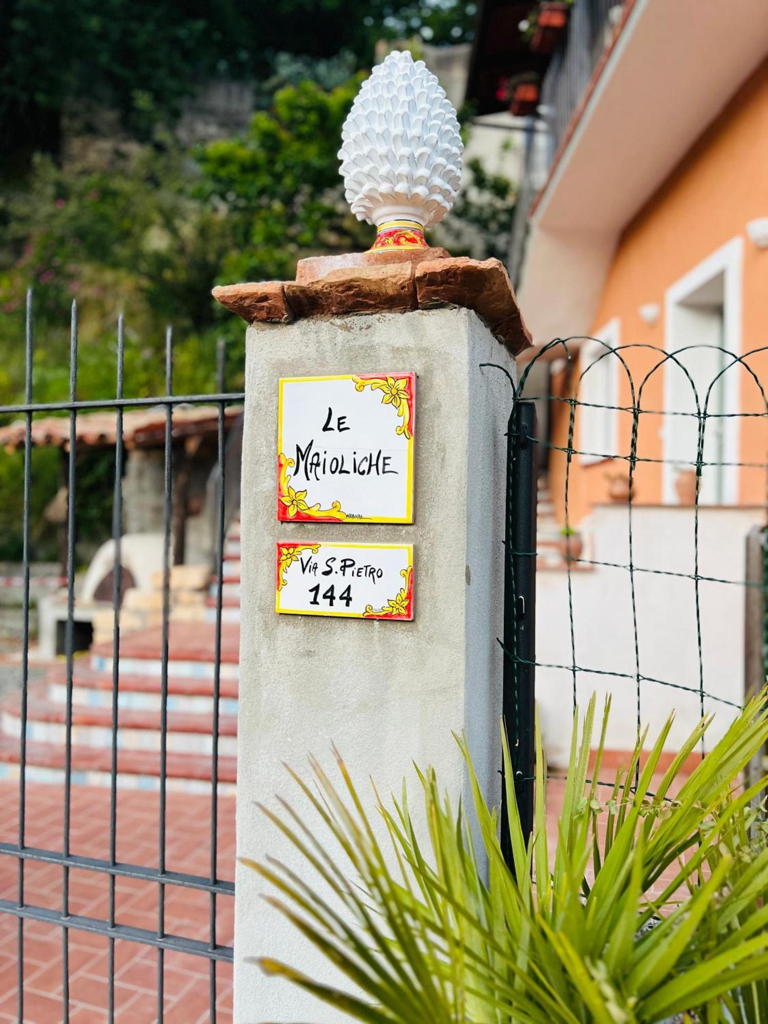 Le Maioliche Saponara